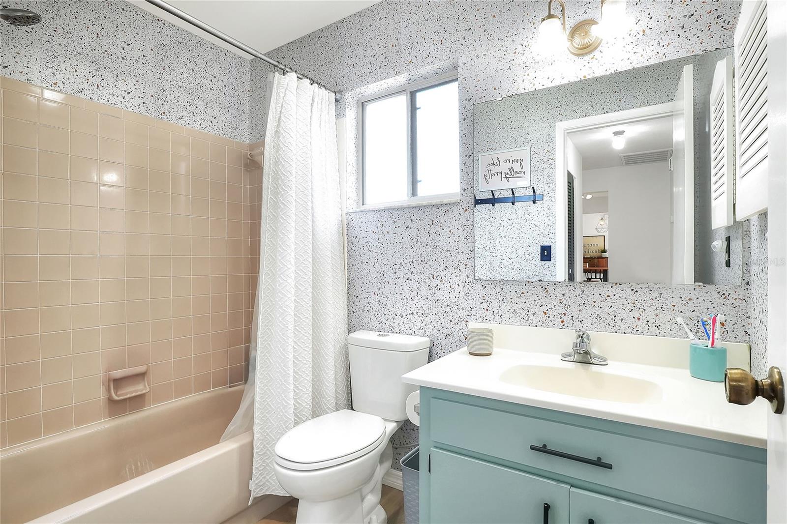 Image 22 of 41 For 3830 Bent Tree Loop E