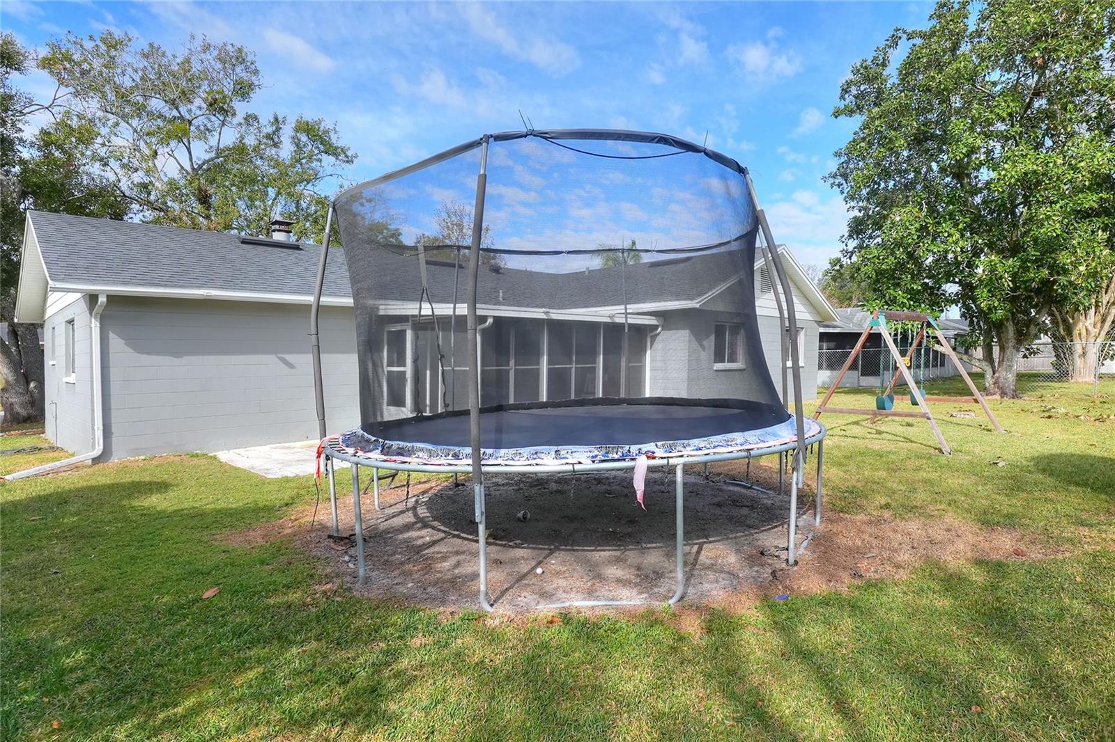 Image 31 of 41 For 3830 Bent Tree Loop E