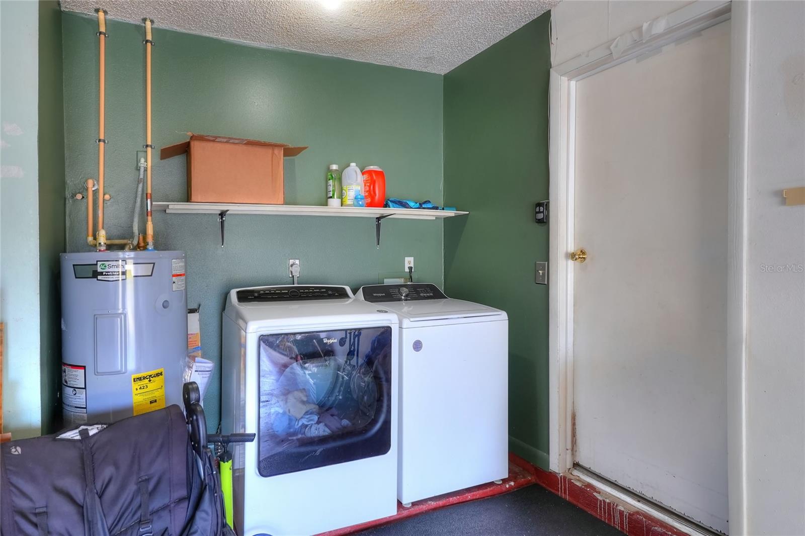 Image 35 of 41 For 3830 Bent Tree Loop E