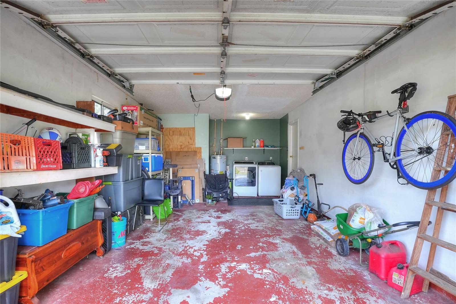 Image 36 of 41 For 3830 Bent Tree Loop E