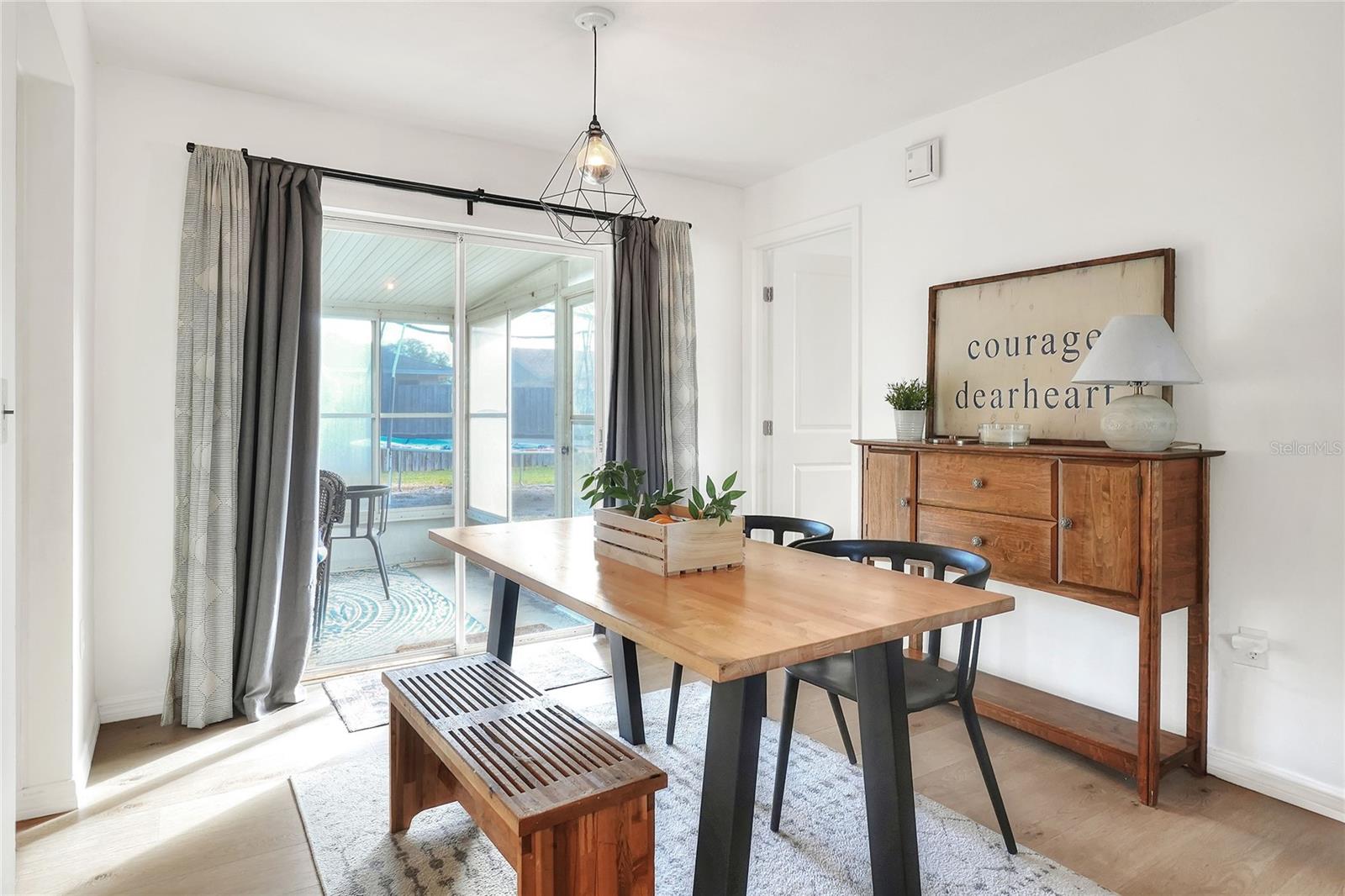 Image 9 of 41 For 3830 Bent Tree Loop E