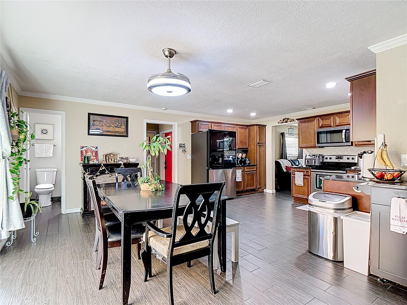 Image 16 of 52 For 5811 Sawyer Road