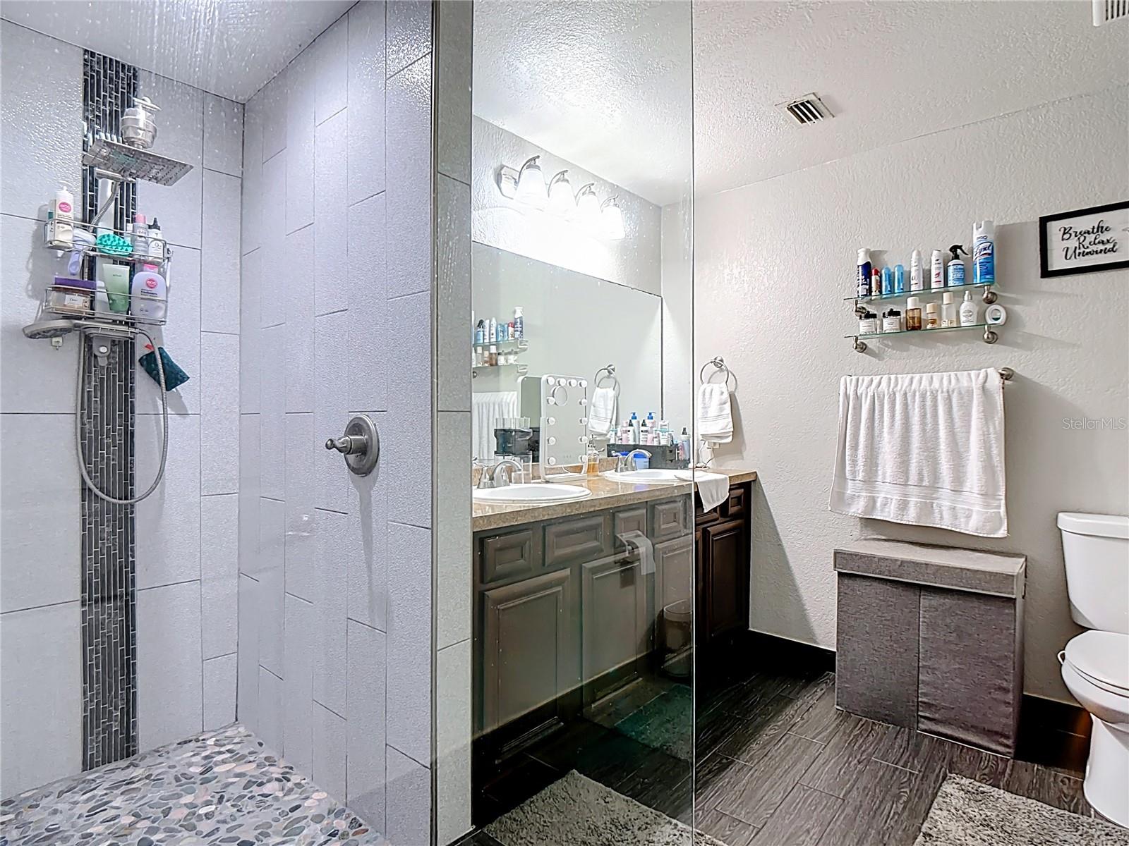 Image 25 of 52 For 5811 Sawyer Road