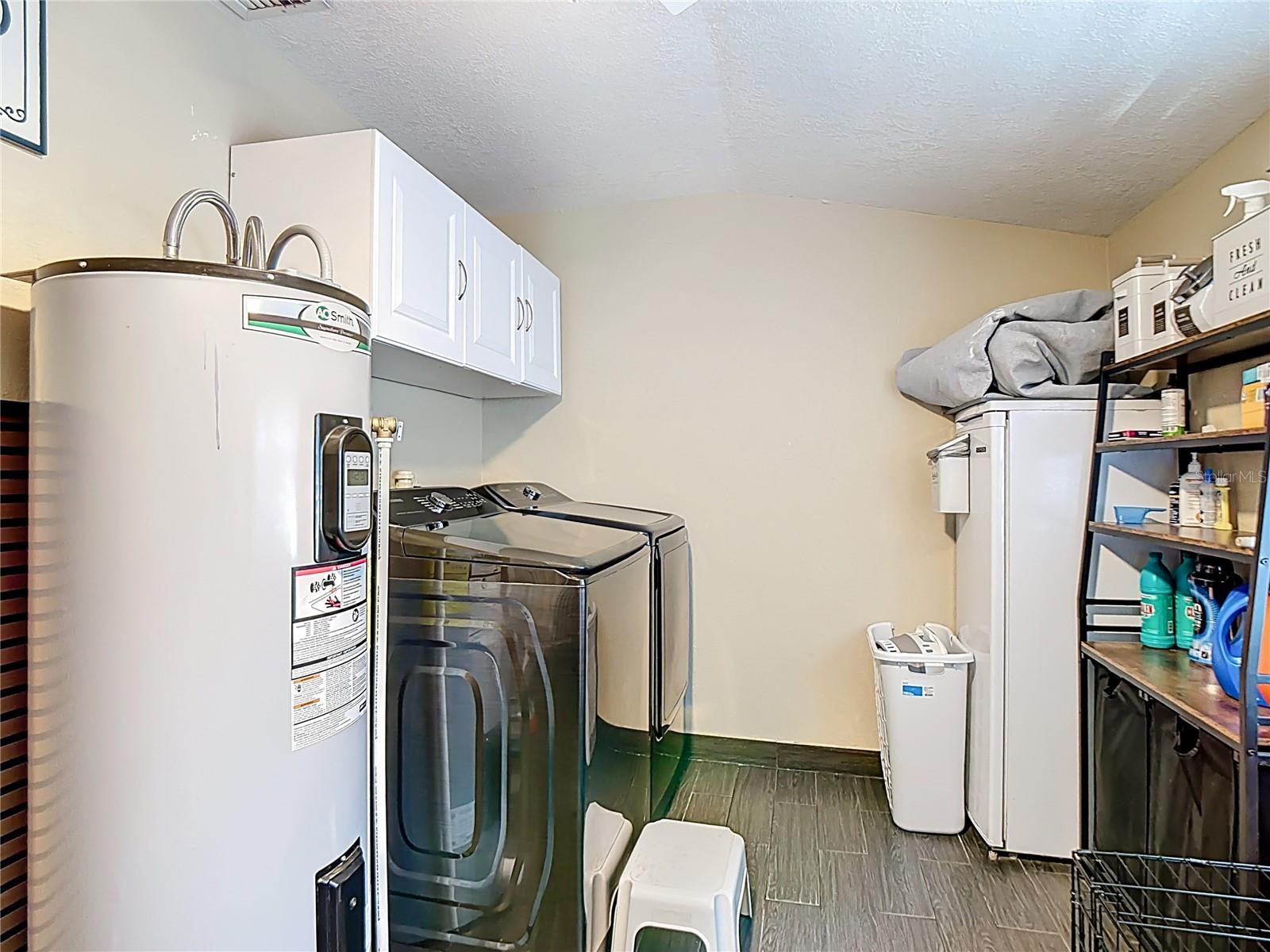 Image 37 of 52 For 5811 Sawyer Road