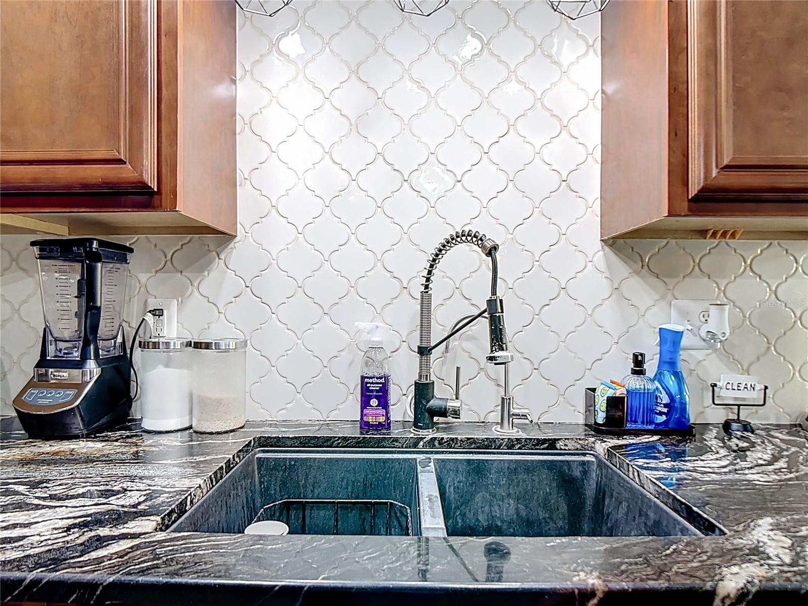 Image 9 of 52 For 5811 Sawyer Road