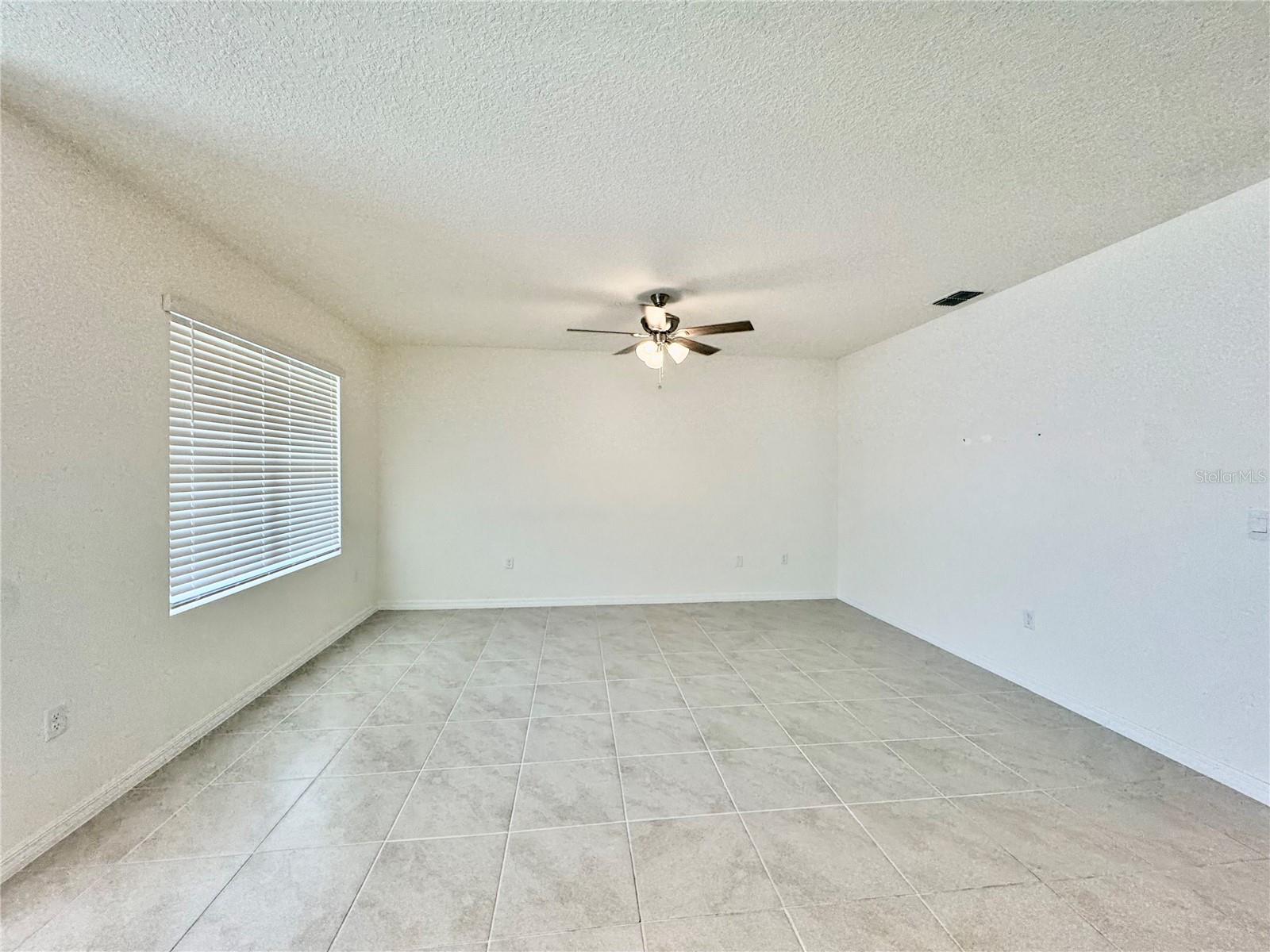 Image 7 of 31 For 1530 Ridgeback Lane