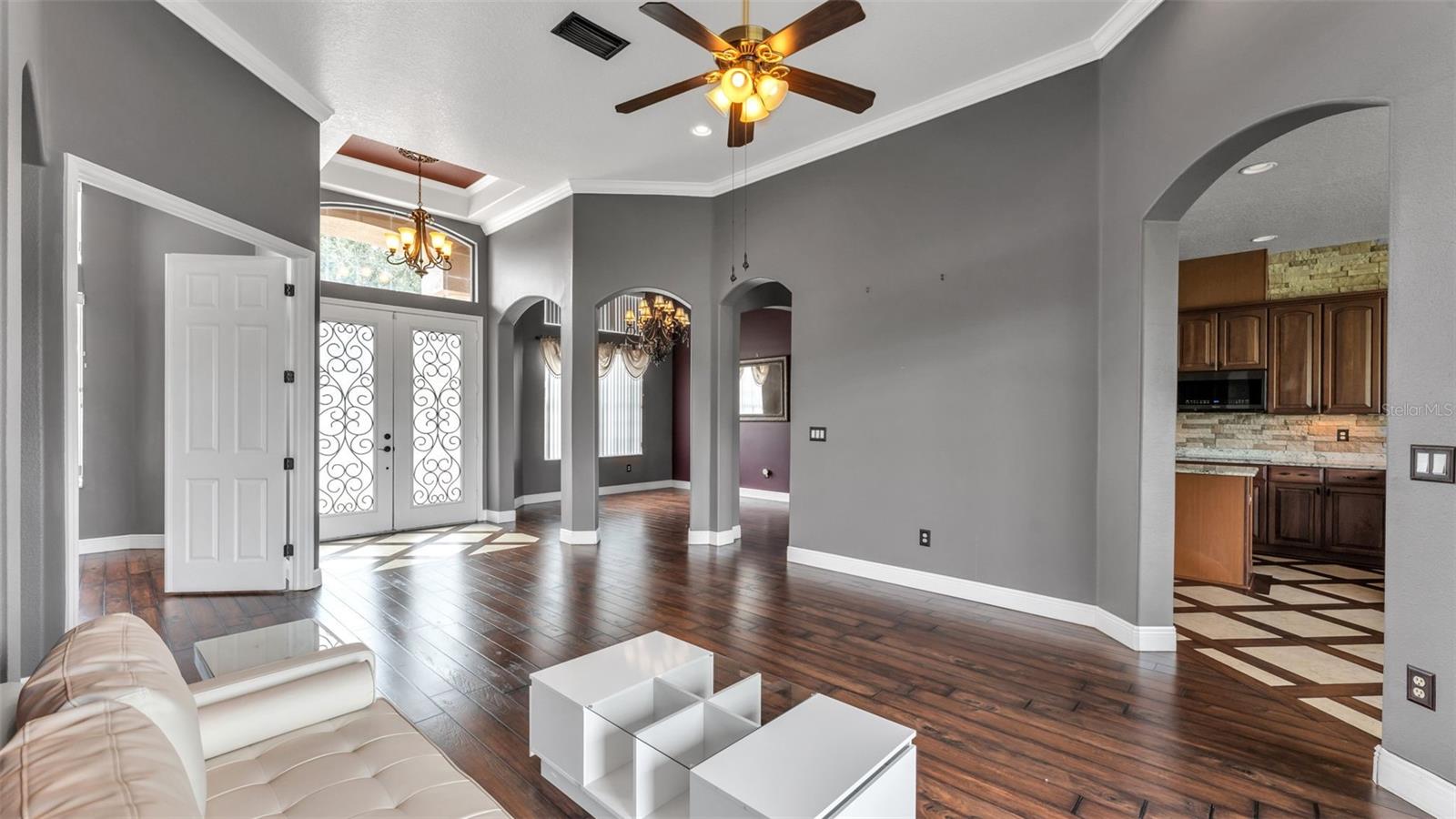 Image 10 of 76 For 1210 Facet View Way