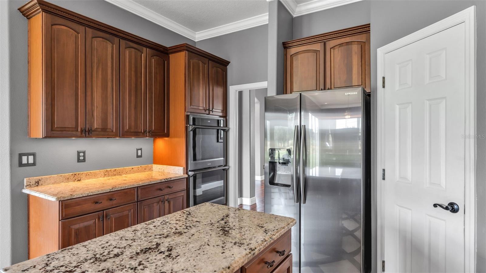 Image 16 of 76 For 1210 Facet View Way