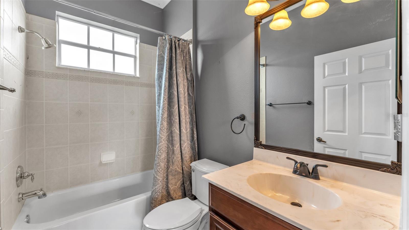 Image 25 of 76 For 1210 Facet View Way