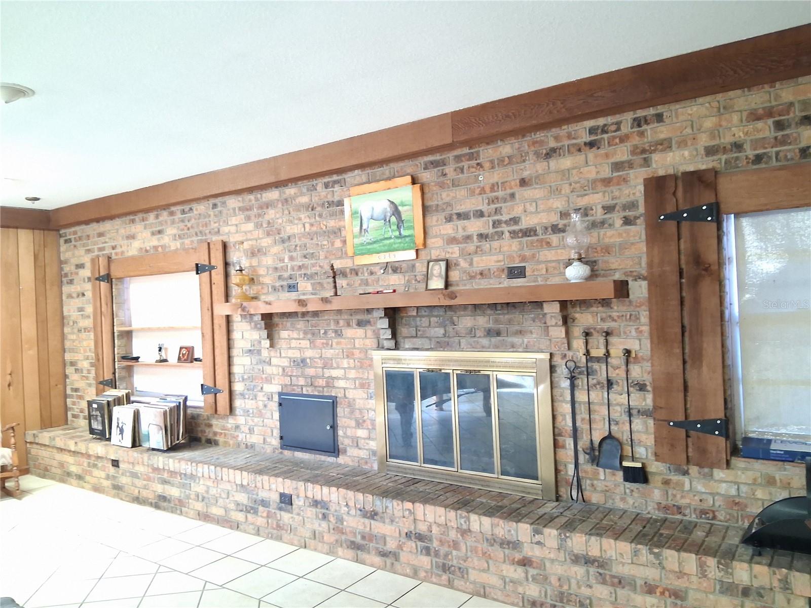 Image 17 of 51 For 522 Alderman Road