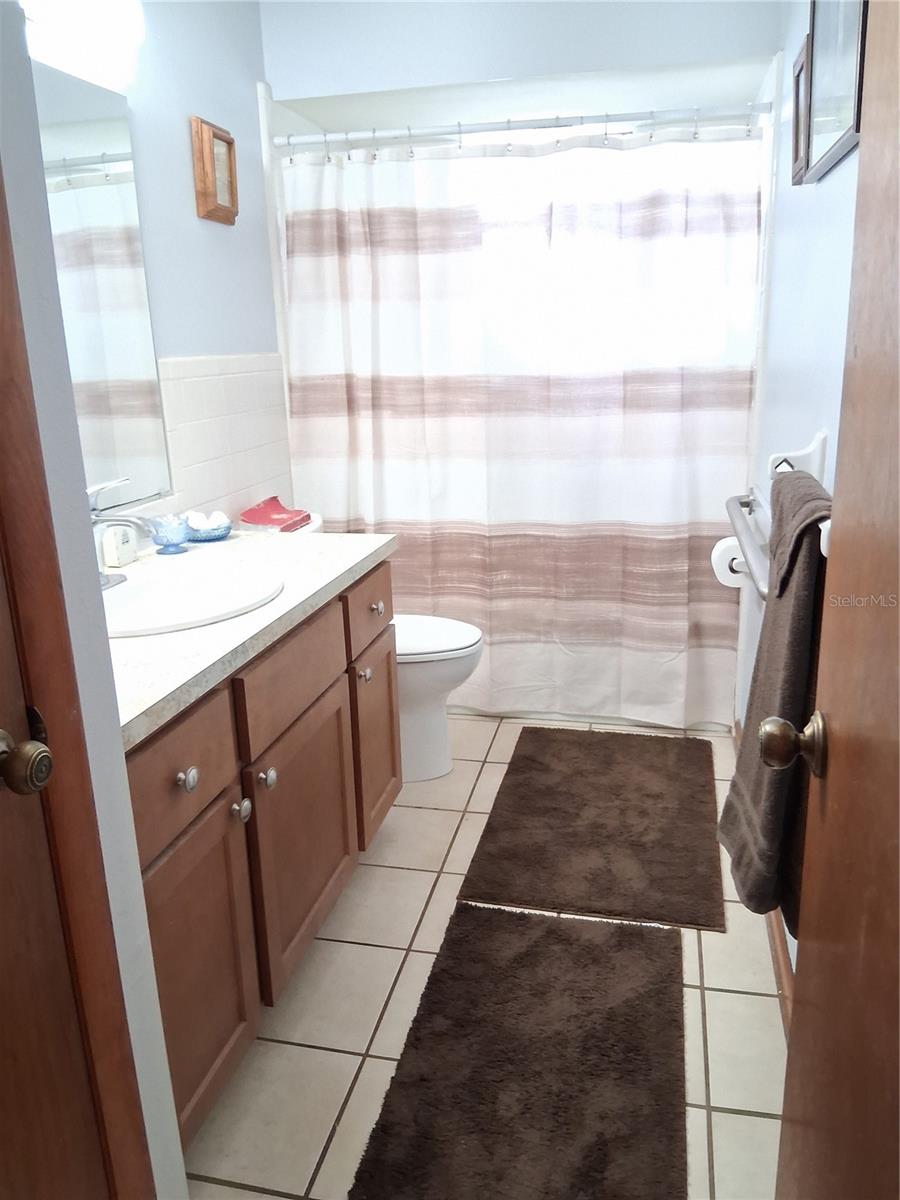 Image 27 of 51 For 522 Alderman Road