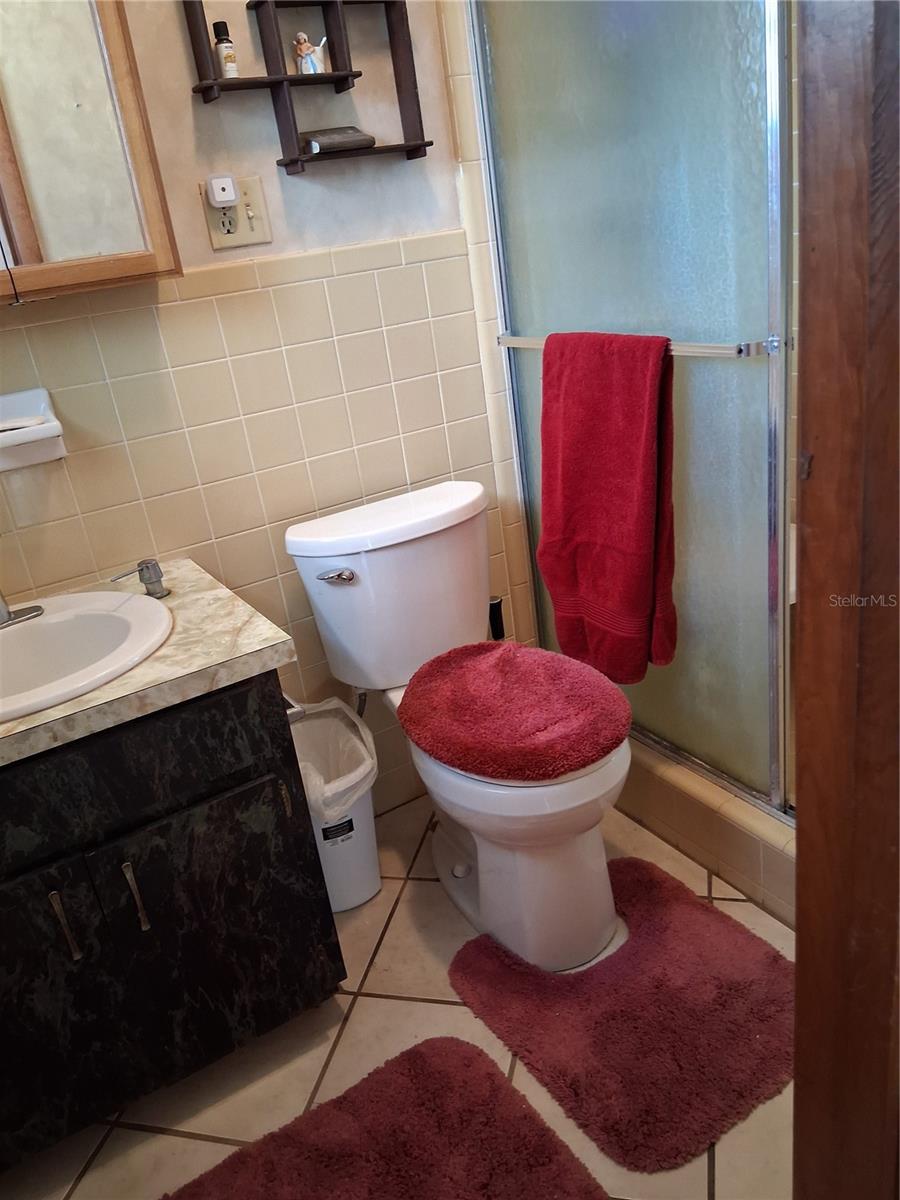 Image 35 of 51 For 522 Alderman Road