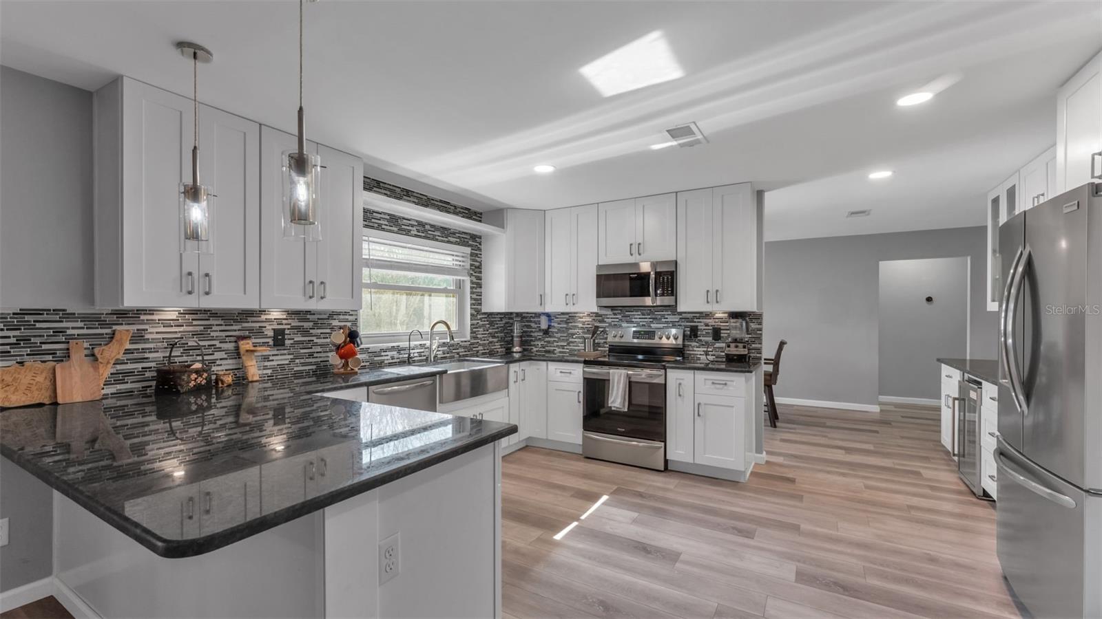 Image 11 of 32 For 1927 Kimball Court S