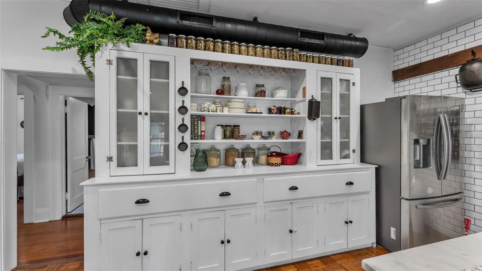 Image 10 of 57 For 2022 Lake Miriam Drive