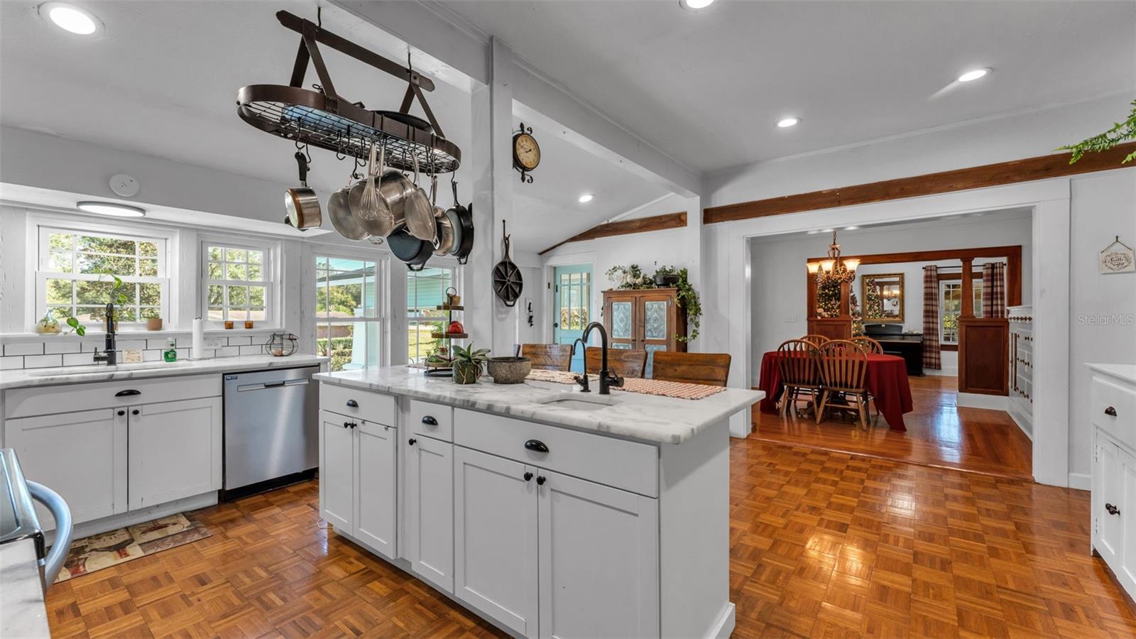 Image 13 of 57 For 2022 Lake Miriam Drive