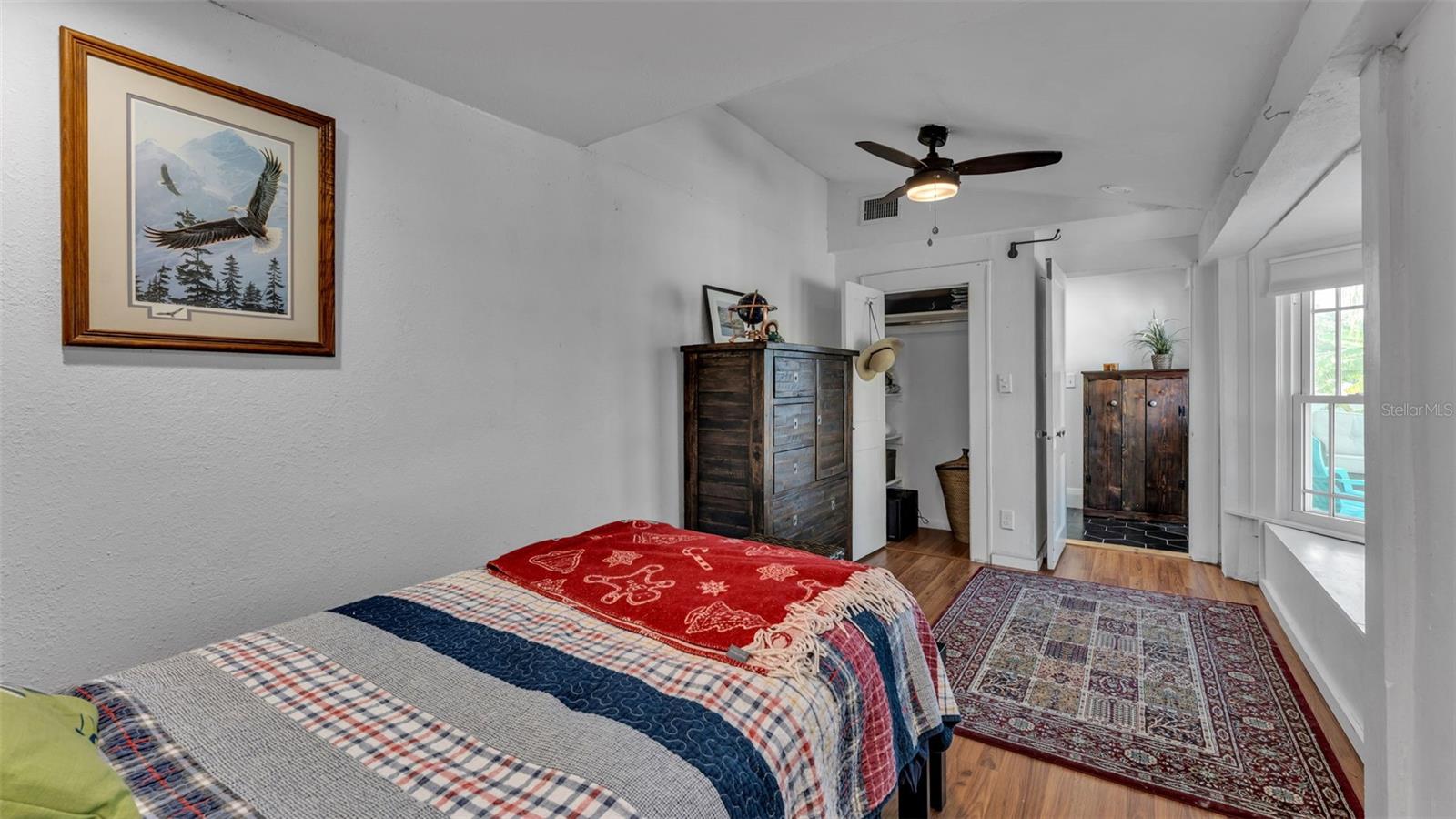 Image 38 of 57 For 2022 Lake Miriam Drive