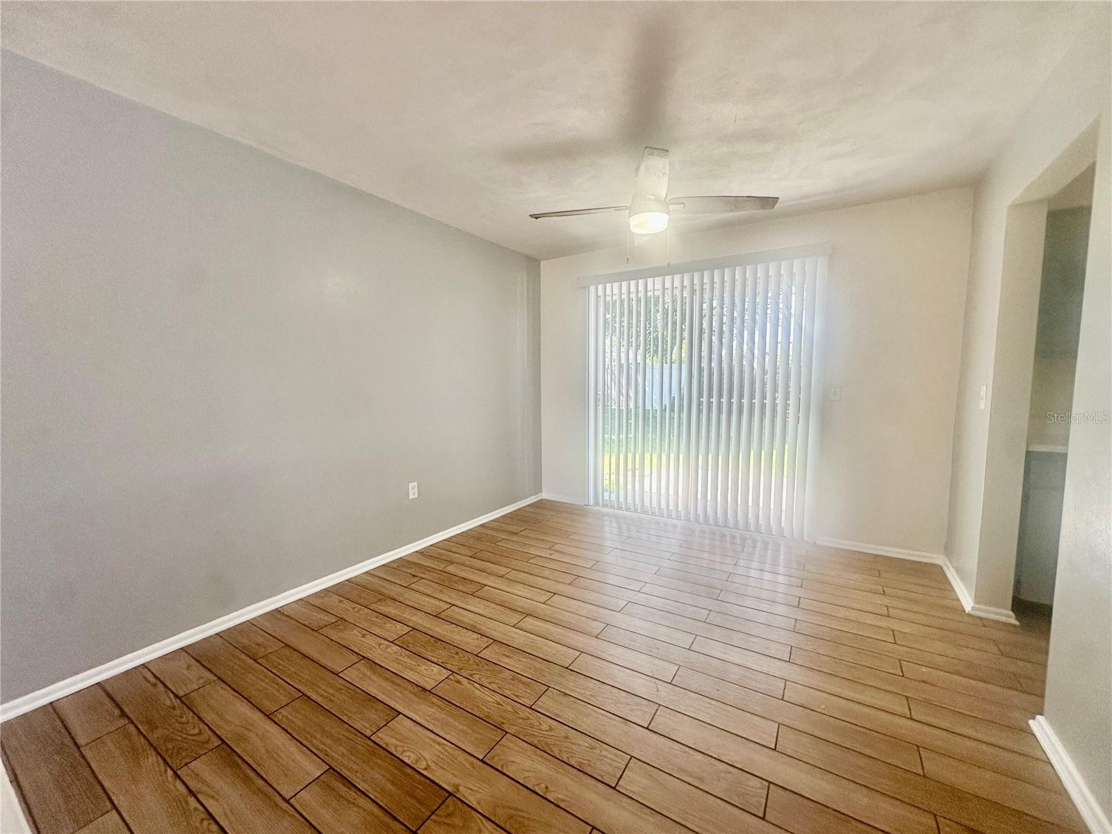 Image 5 of 22 For 141 Poe Drive