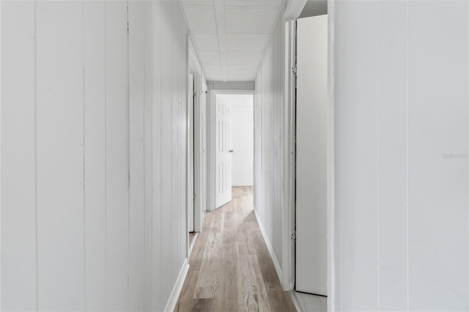 Image 21 of 40 For 419 Sunrise Boulevard