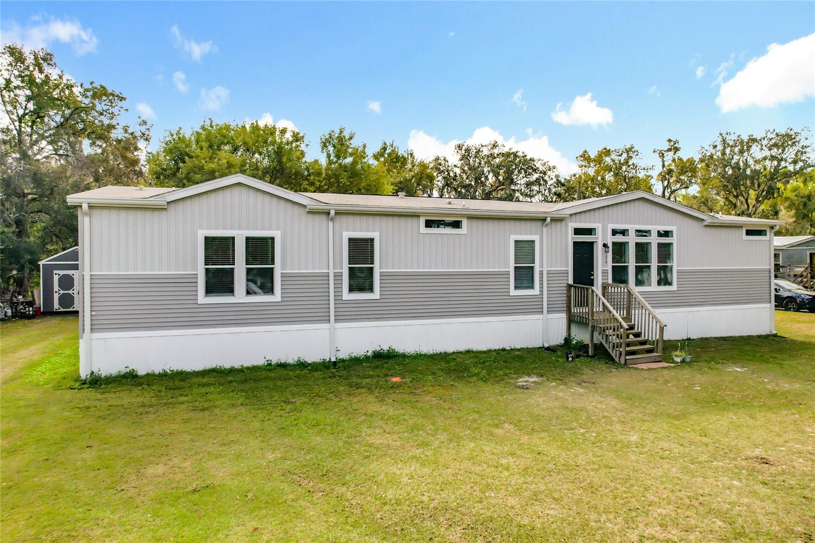 Image 2 of 60 For 1554 Lunn Woods Trail