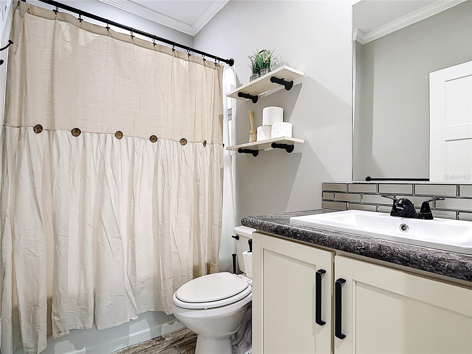 Image 29 of 60 For 1554 Lunn Woods Trail