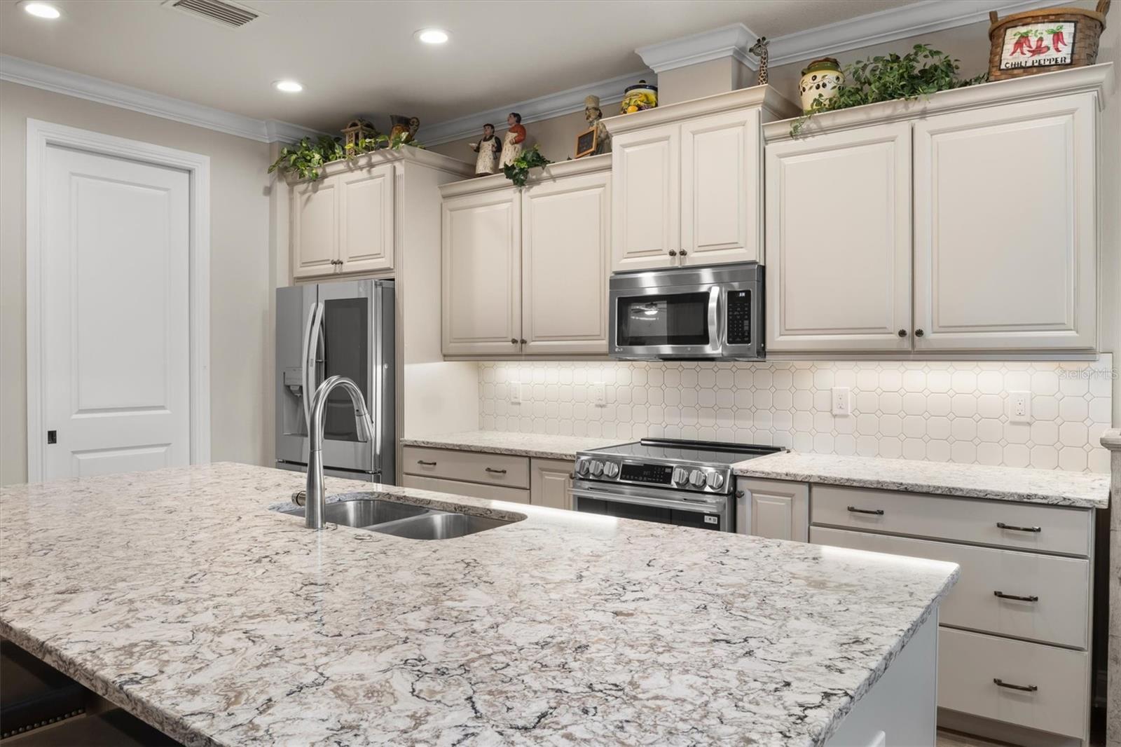 Image 16 of 71 For 7838 Lake James Boulevard