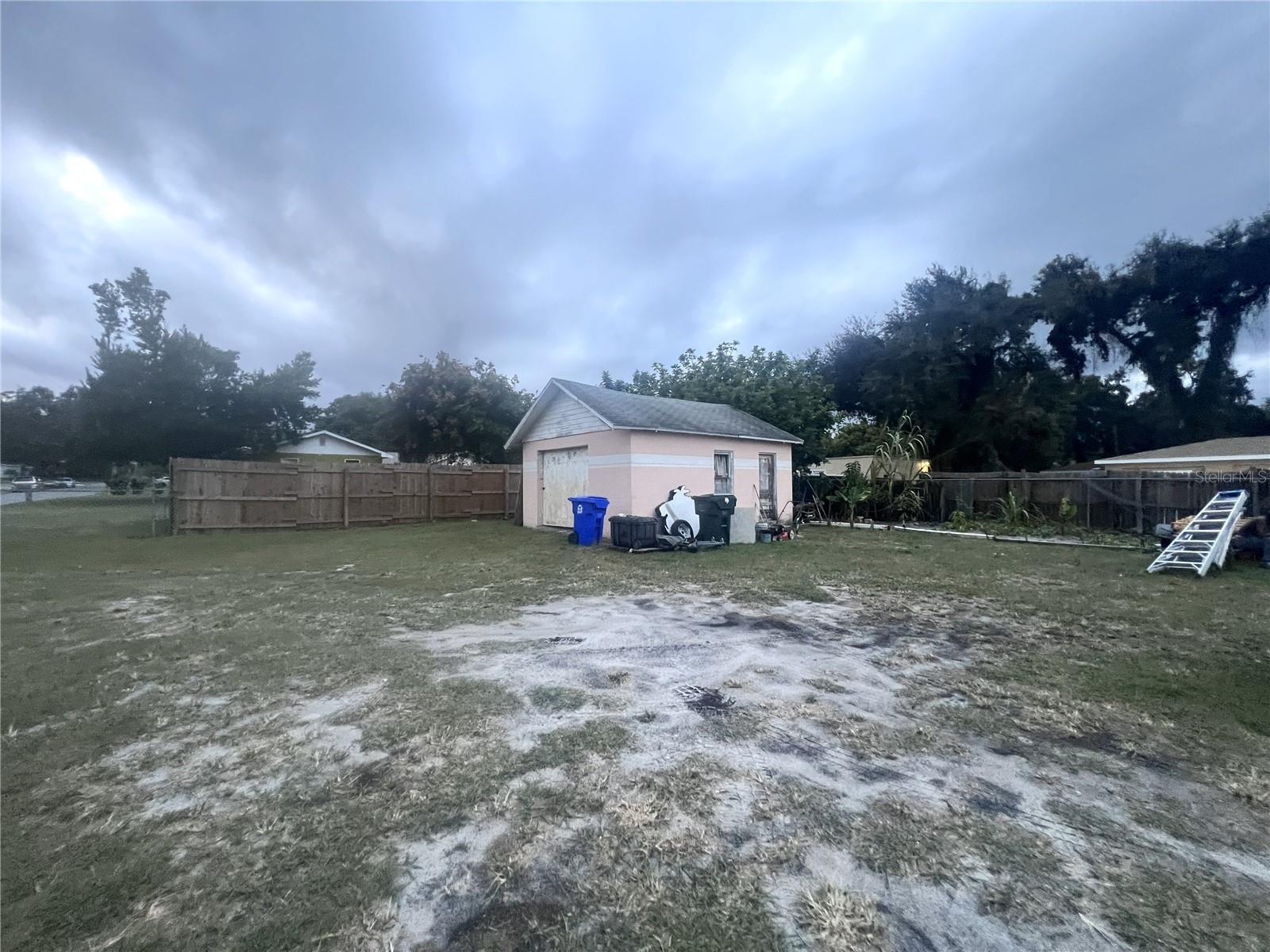 Image 15 of 15 For 1104 Lakeshore Drive