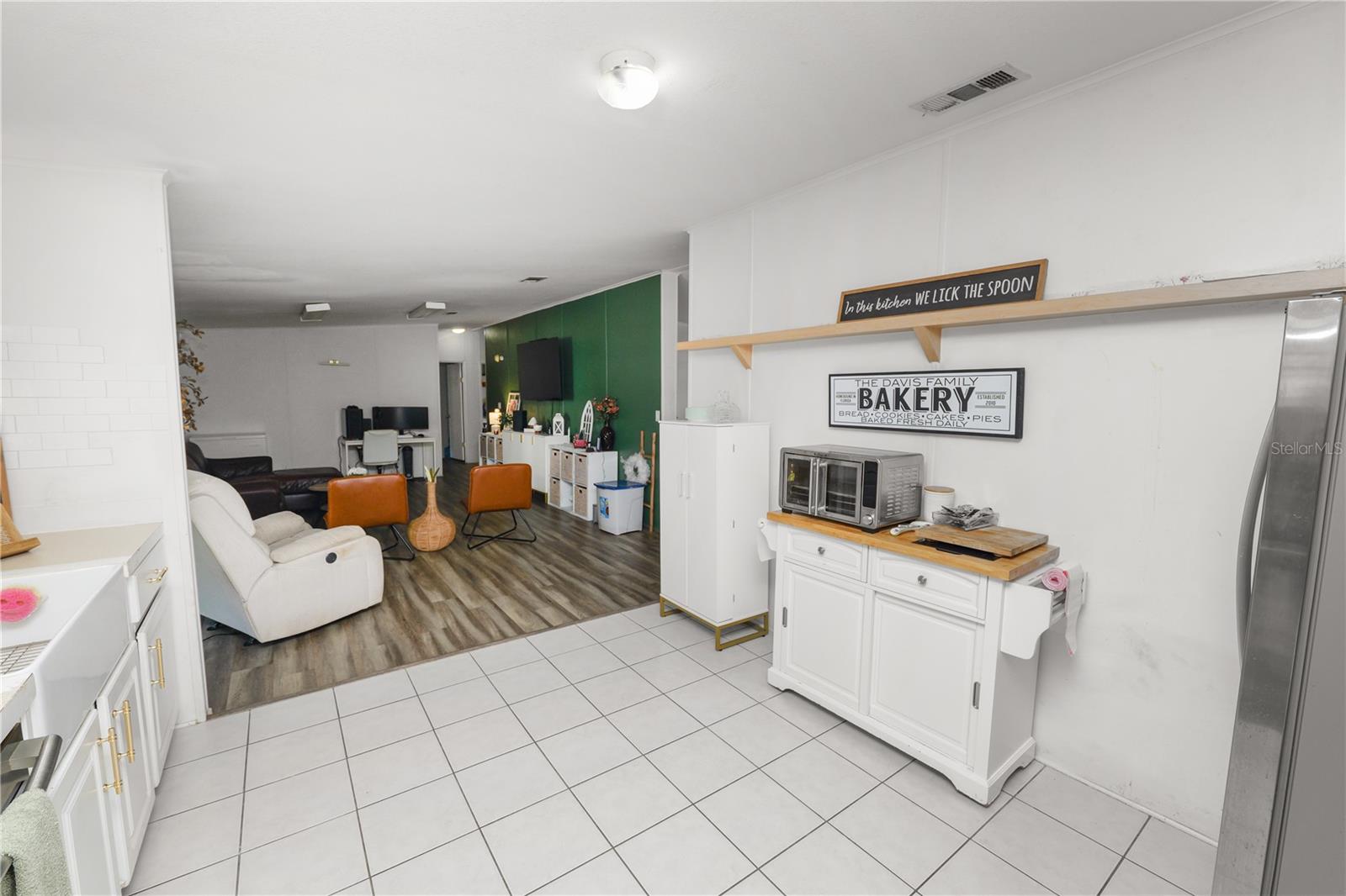 Image 12 of 56 For 11516 Tuten Loop