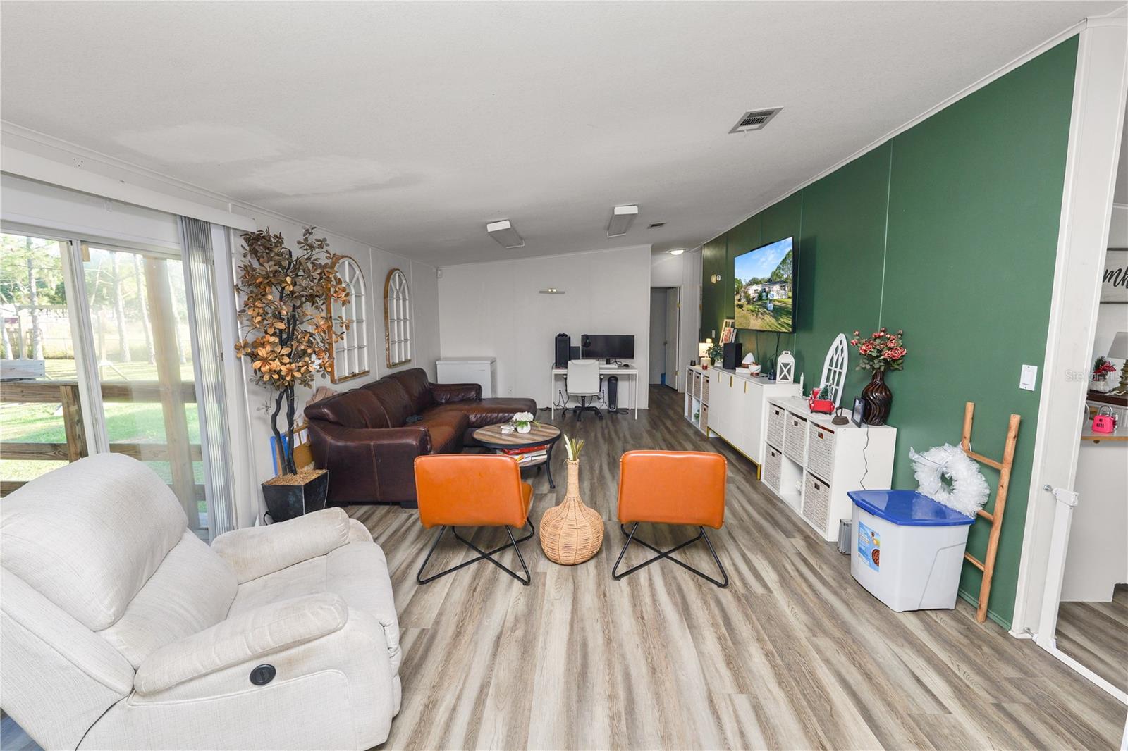 Image 14 of 56 For 11516 Tuten Loop