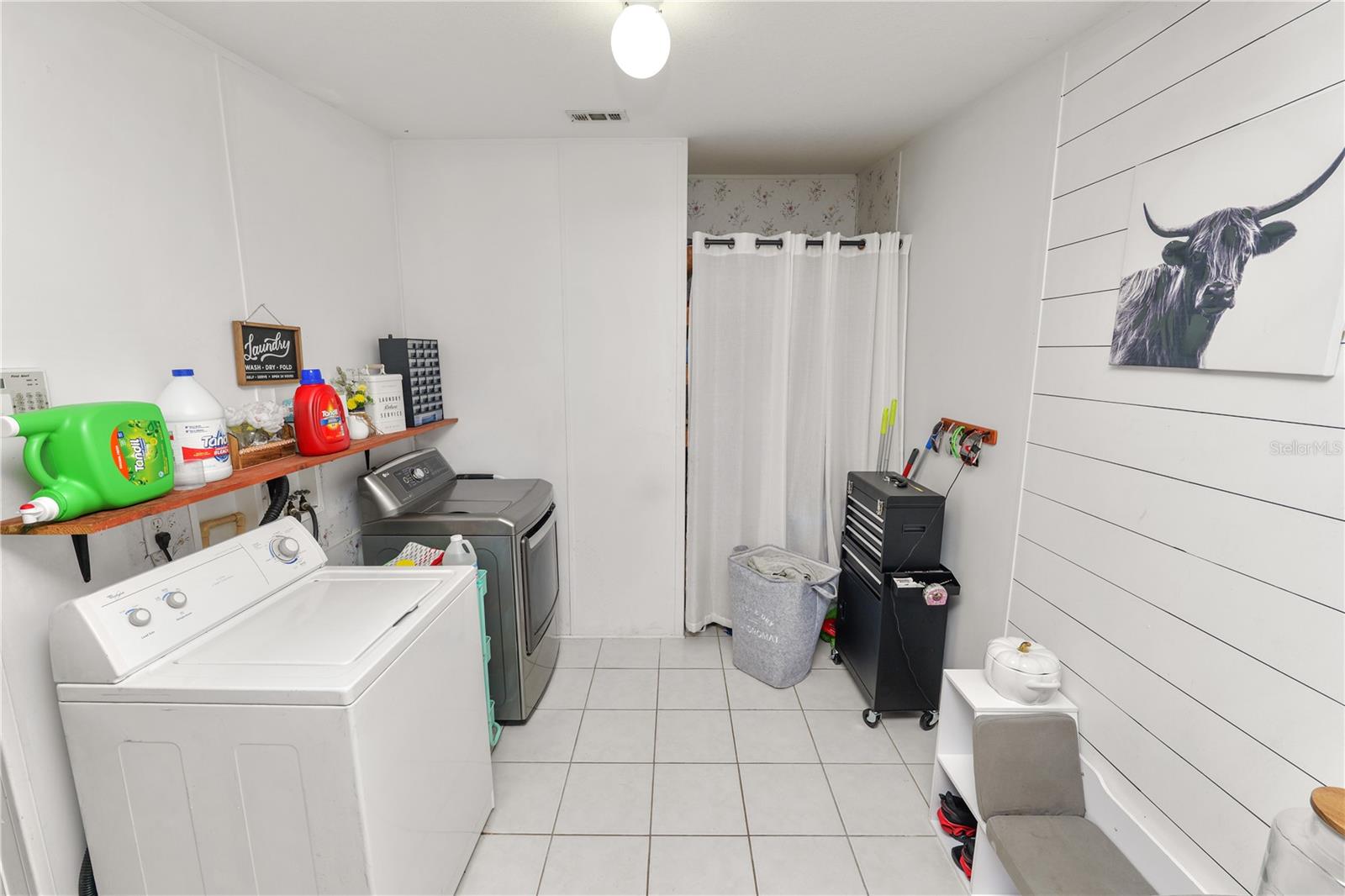 Image 32 of 56 For 11516 Tuten Loop