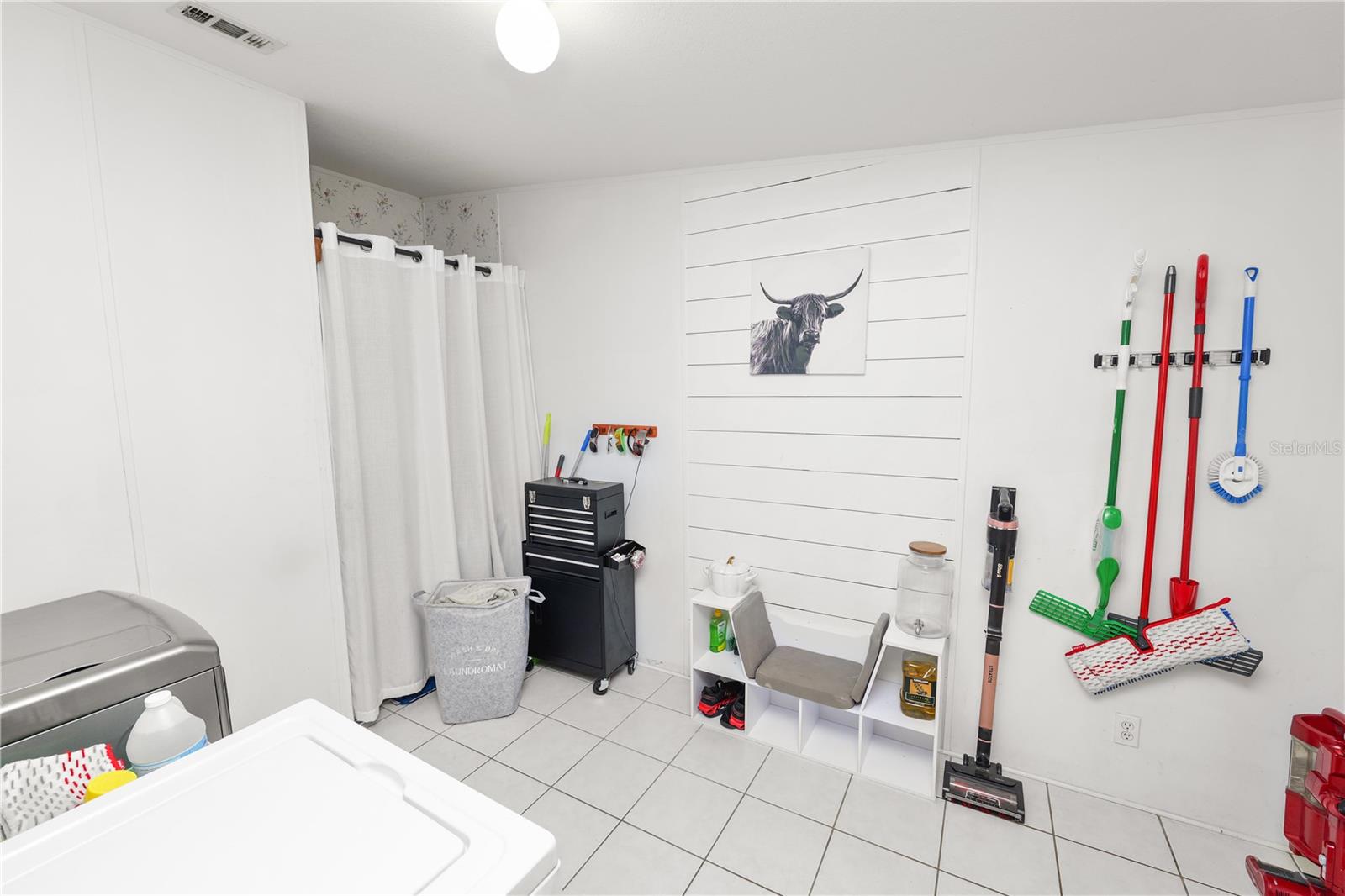 Image 33 of 56 For 11516 Tuten Loop