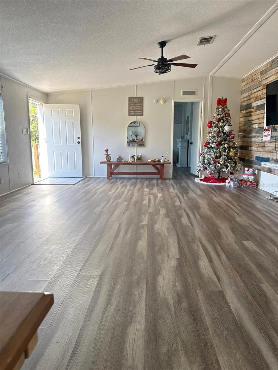 Image 56 of 56 For 11516 Tuten Loop