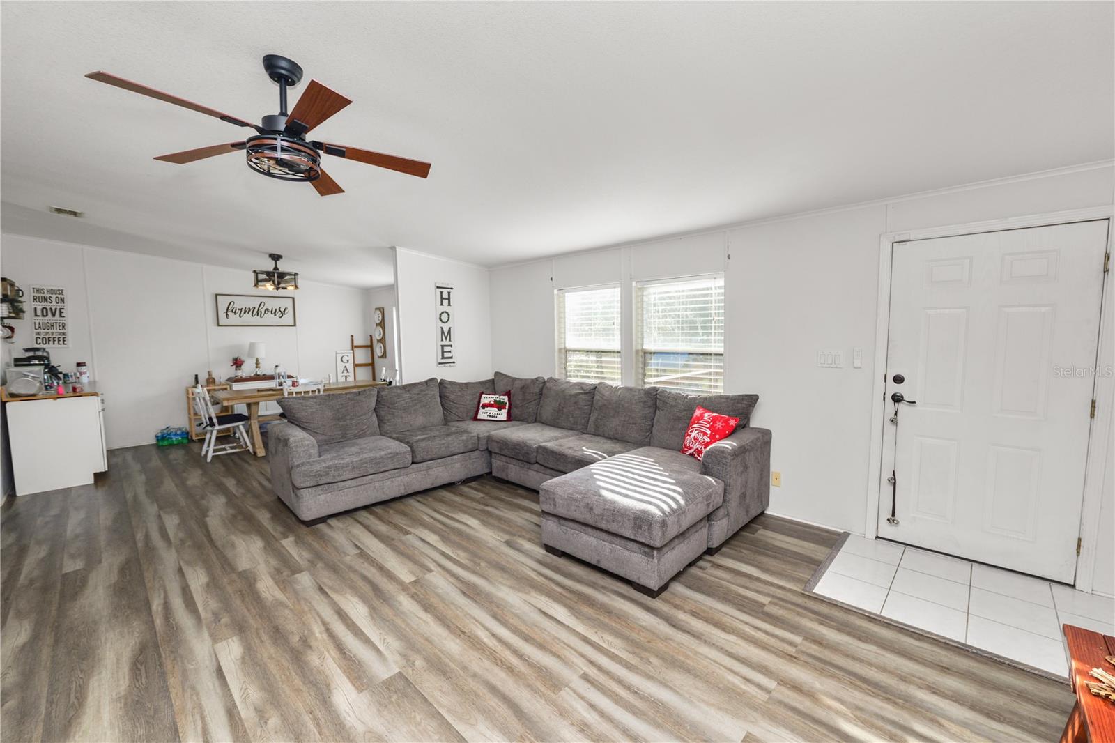 Image 7 of 56 For 11516 Tuten Loop