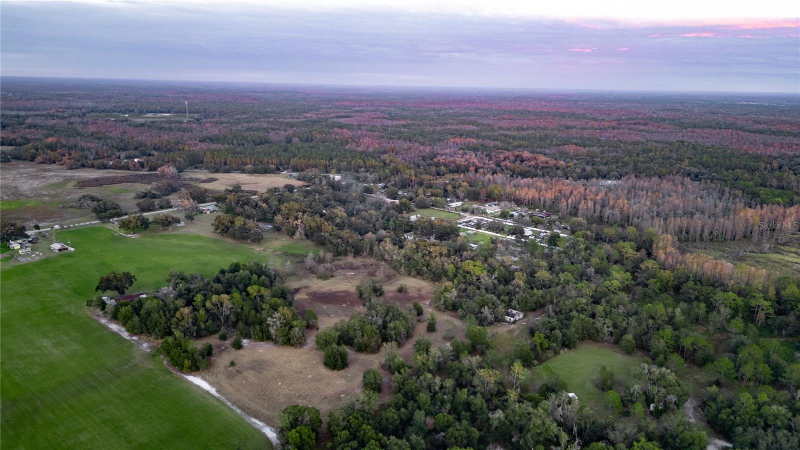 Listing photo id 8 for 7229 Jill Lane