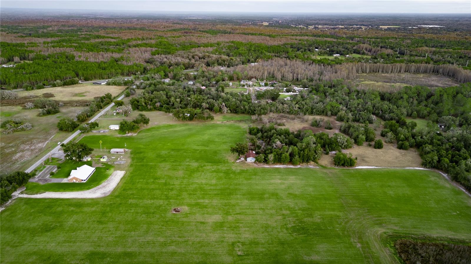 Listing photo id 1 for 7229 Jill Lane