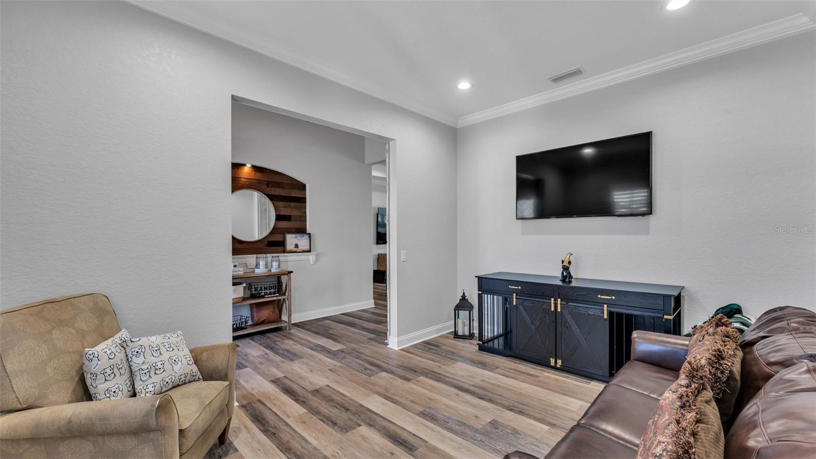 Image 14 of 55 For 7089 Highlands Creek Avenue