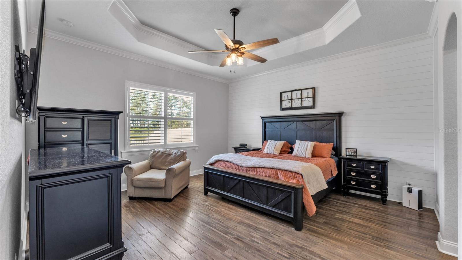 Image 18 of 55 For 7089 Highlands Creek Avenue