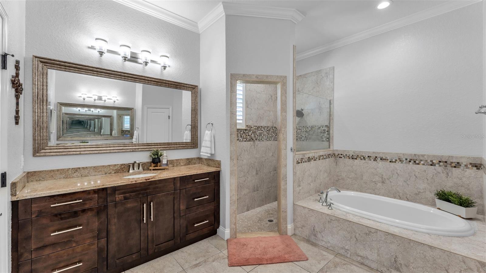 Image 23 of 55 For 7089 Highlands Creek Avenue