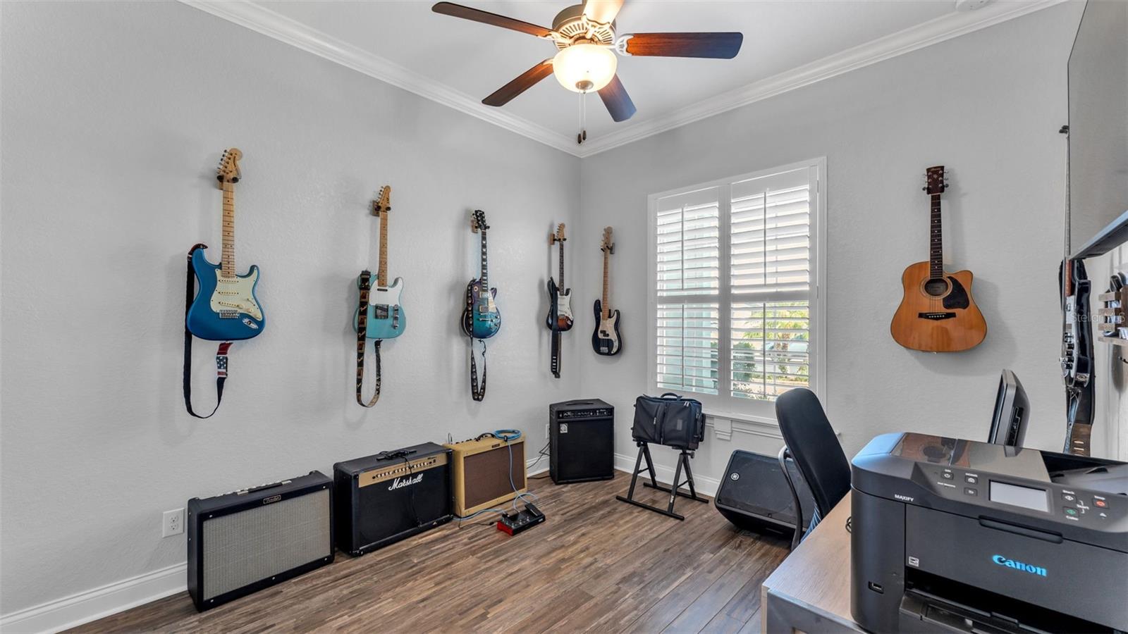 Image 26 of 55 For 7089 Highlands Creek Avenue