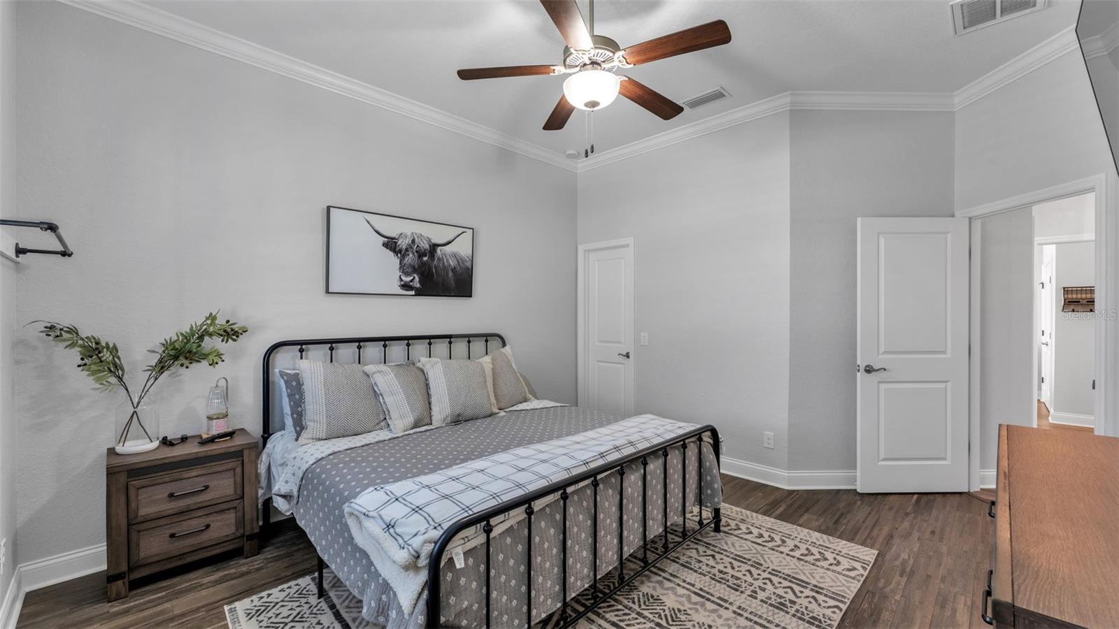 Image 29 of 55 For 7089 Highlands Creek Avenue