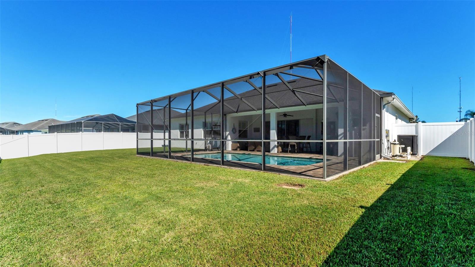 Image 45 of 55 For 7089 Highlands Creek Avenue