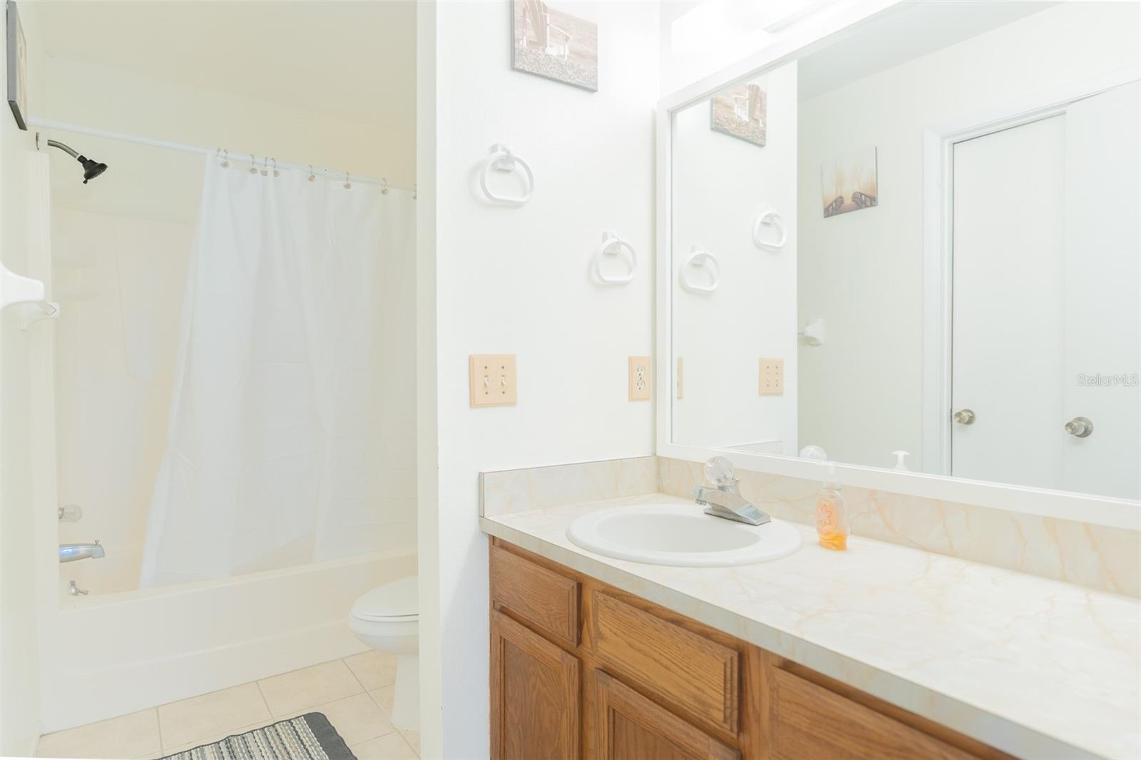 Image 11 of 17 For 7904 Waterview Way 7904