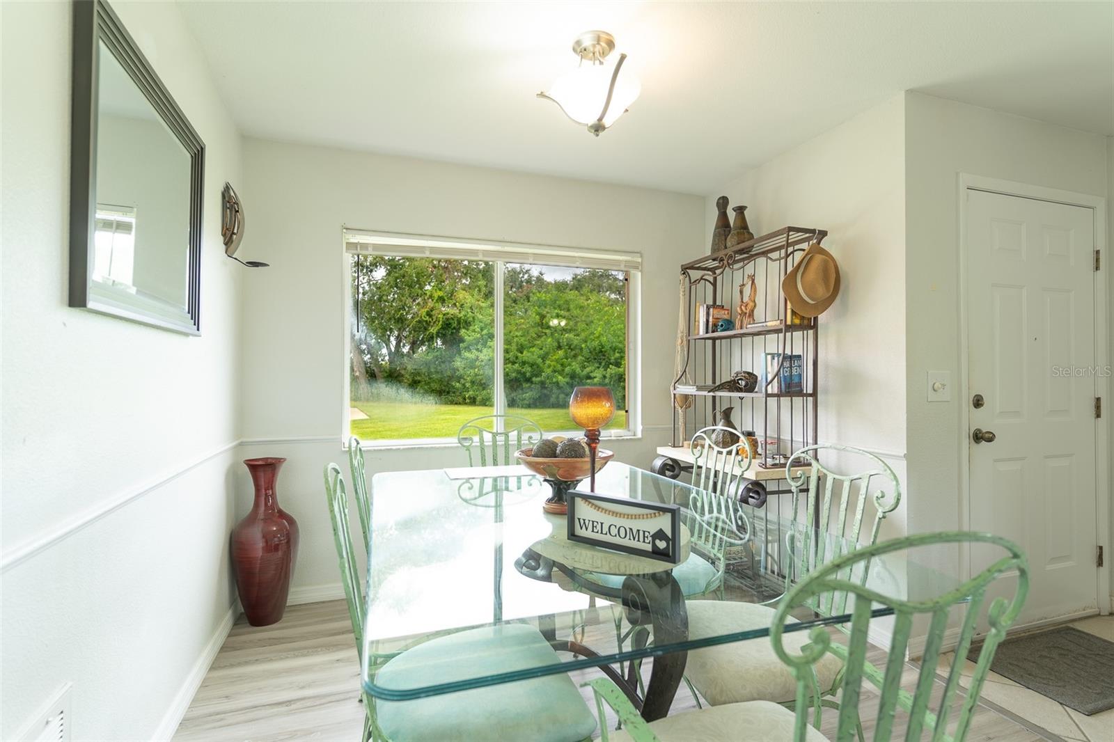 Image 7 of 17 For 7904 Waterview Way 7904