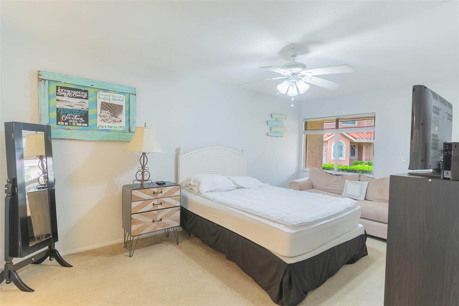 Image 9 of 17 For 7904 Waterview Way 7904