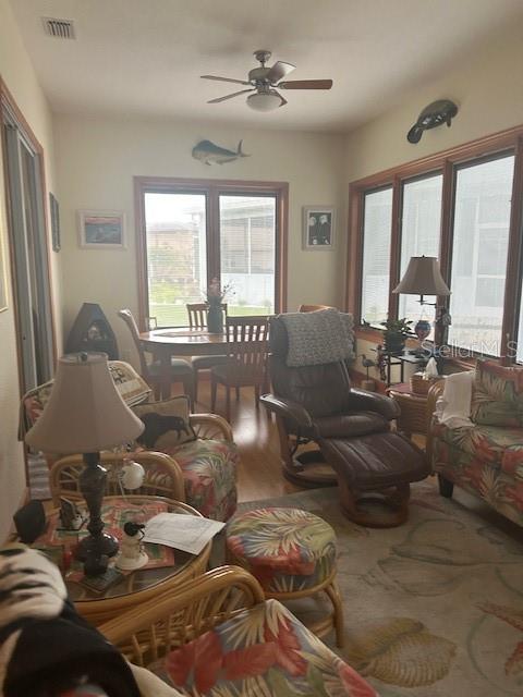 Image 10 of 27 For 489 Meandering Way