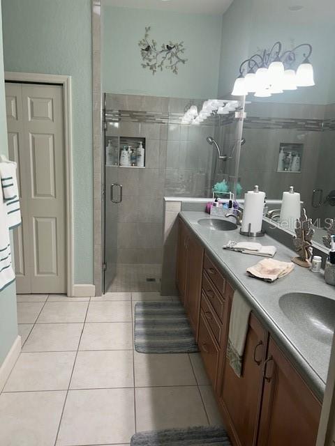 Image 17 of 27 For 489 Meandering Way