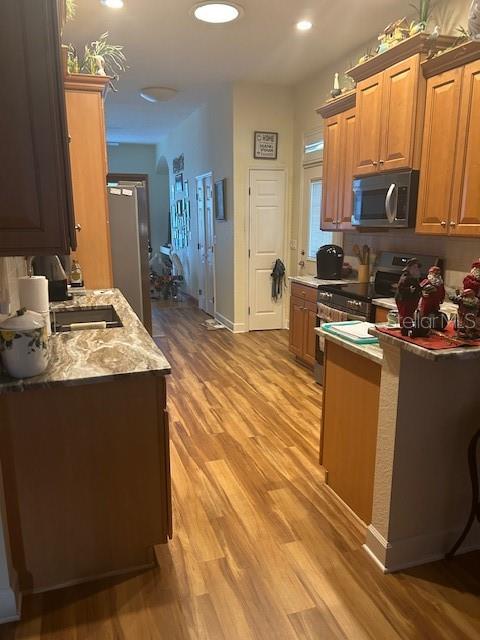 Image 7 of 27 For 489 Meandering Way