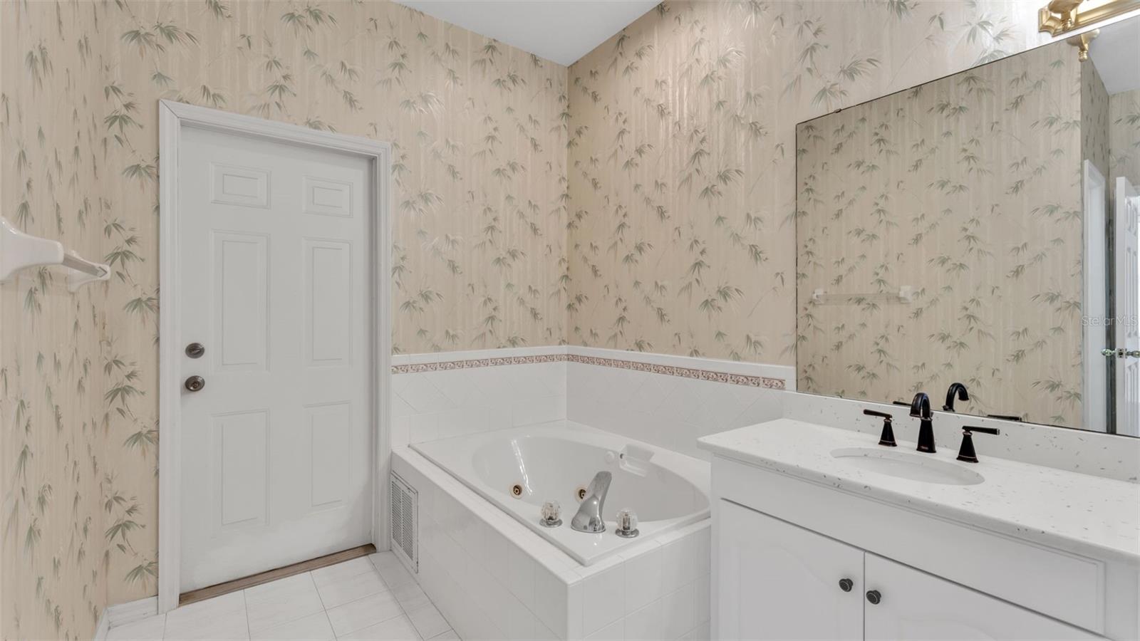 Image 32 of 84 For 5480 Summerland Hills Drive