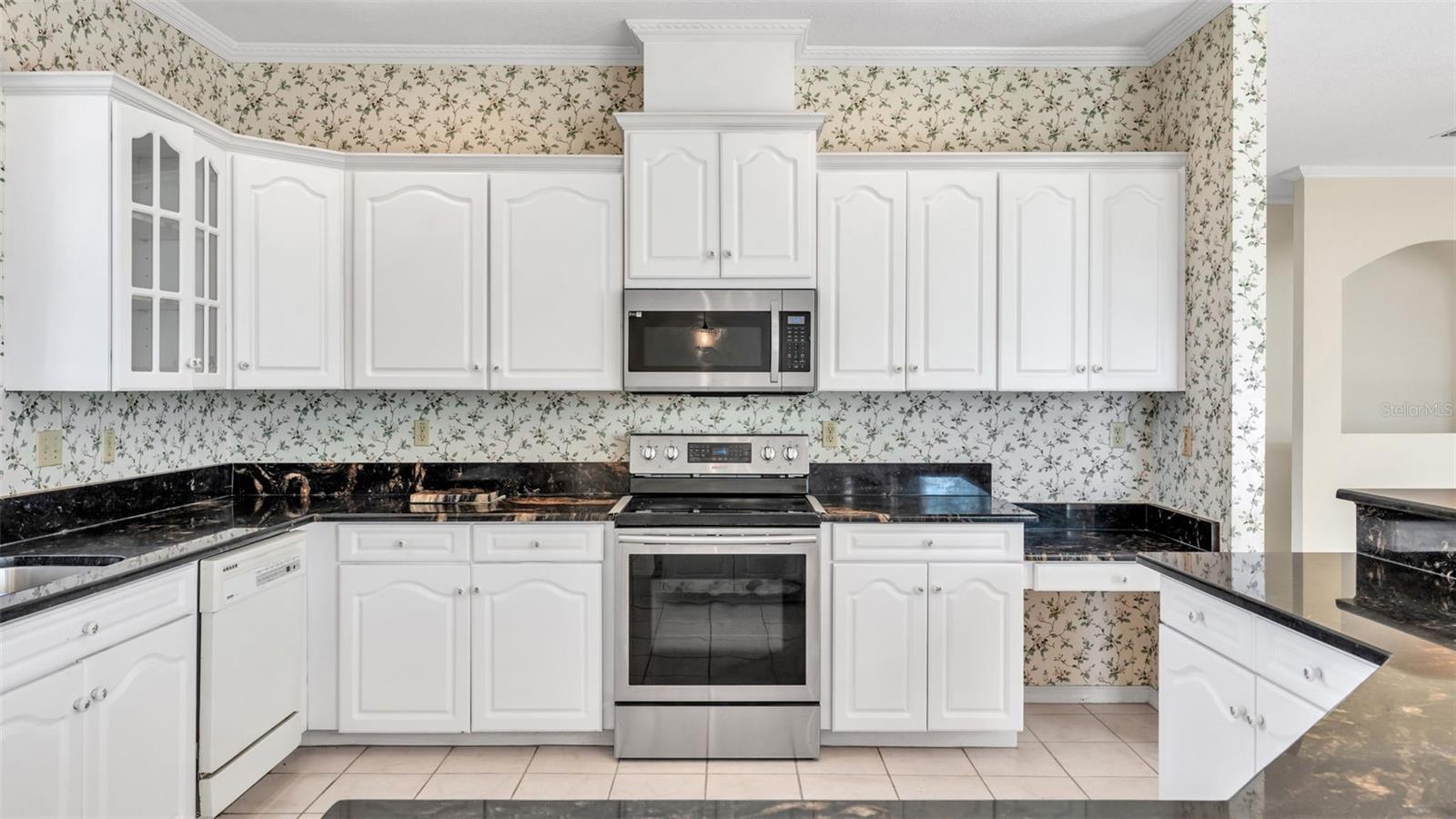 Image 9 of 84 For 5480 Summerland Hills Drive