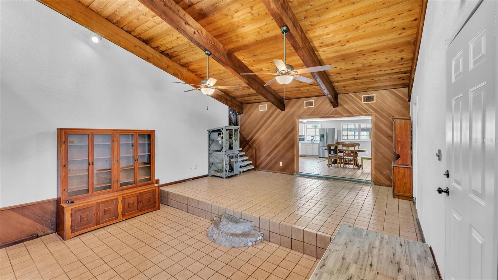 Image 11 of 34 For 503 Marianna Road