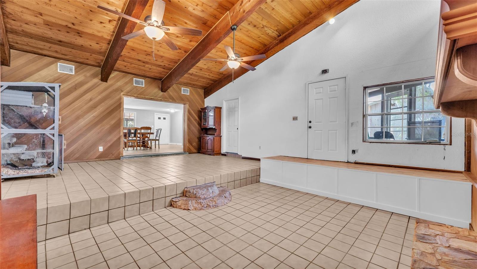 Image 13 of 34 For 503 Marianna Road